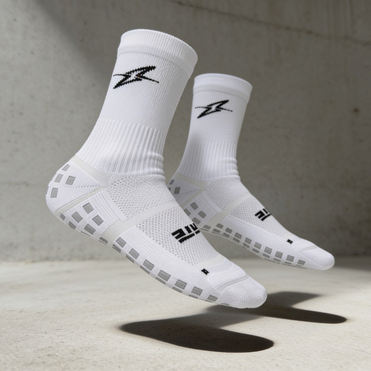 V2 PERFORMANCE GRIP SOCKS